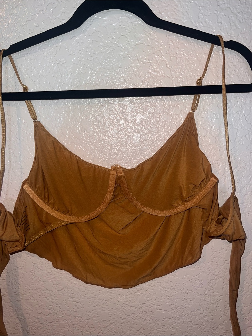 NWOT Urban Outfitters Brown Tie-Front Cowl Crop Cami - Picture 3 of 3
